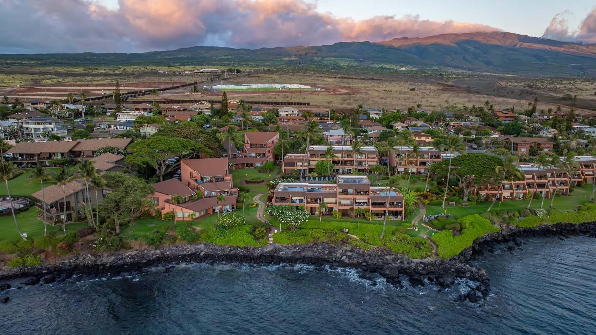 Kuleana Club #611 Oceanfront - 1 Bedroom & 1 Bathroom - Gated 2Nd Fl Kahana Сasa de vacaciones