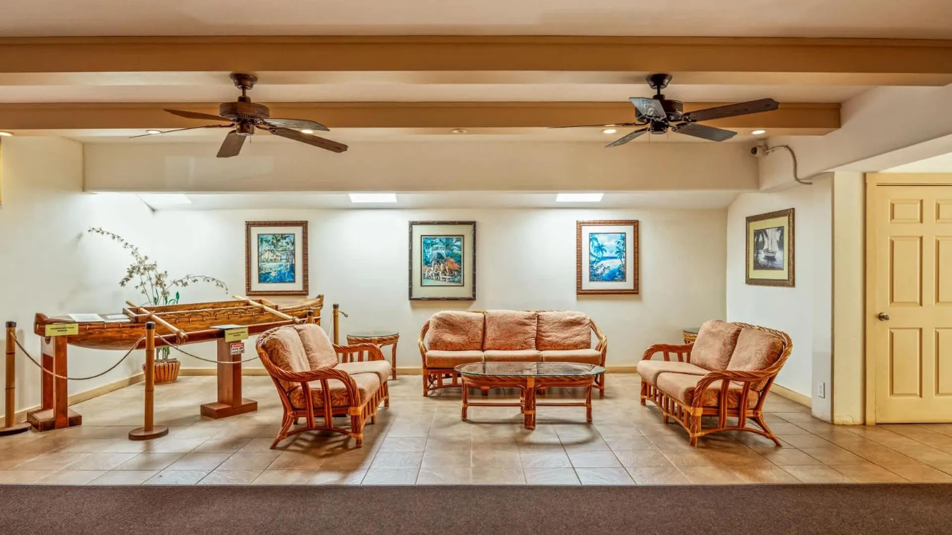Сasa de vacaciones Kuleana Club #611 Oceanfront - 1 Bedroom & 1 Bathroom - Gated 2Nd Fl Kahana